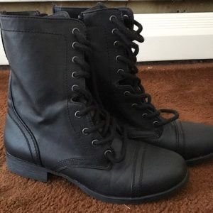 Mossimo combat boots